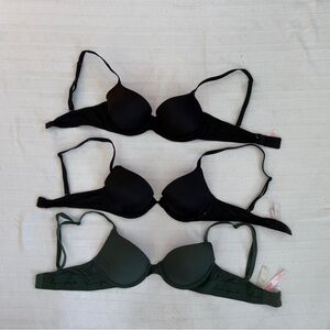 PINK Victoria's Secret Black and Green T-Shirt Bras